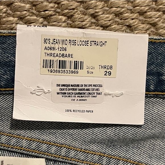 Agolde 90's Mid Rise Loose Fit Straight Jeans in ‘Threadbare’ | Size 29 - Picture 8 of 13